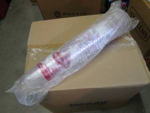 lot 255 image: Case of 500 52 ounce Plastic Cups  ...
