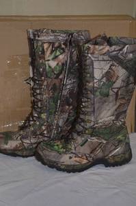 lot 16 image: Sportsmans 225 Boot and Shoe