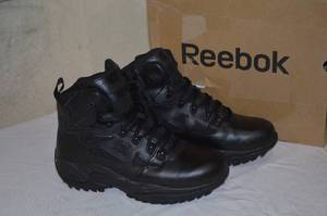 lot 28 image: Sportsmans 225 Boot and Shoe
