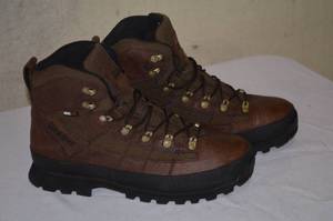 lot 53 image: Sportsmans 225 Boot and Shoe
