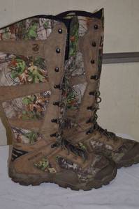 lot 56 image: Sportsmans 225 Boot and Shoe