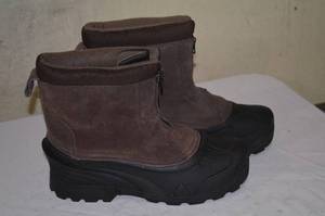 lot 82 image: Sportsmans 225 Boot and Shoe