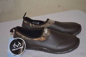 lot 86 image: Sportsmans 225 Boot and Shoe