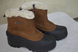 lot 77 image: Sportsmans 225 Boot and Shoe