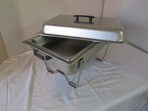 lot 14 image: Stainless Chafing Set