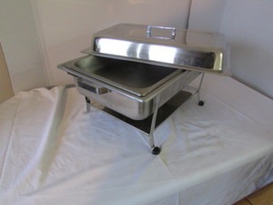 lot 16 image: Stainless Chafing Set