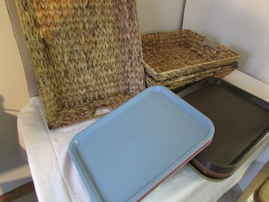 lot 18 image: Basket and Tray Lot