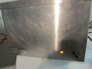 lot 22 image: Heat and Serve Electric Units