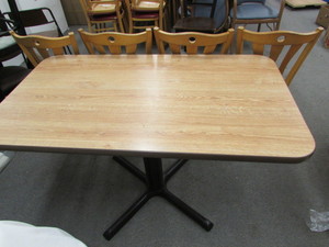 lot 46 image: Table and Chairs
