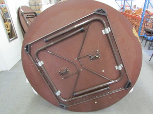 lot 75 image: Folding Tables