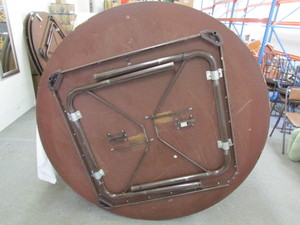 lot 76 image: Folding Tables