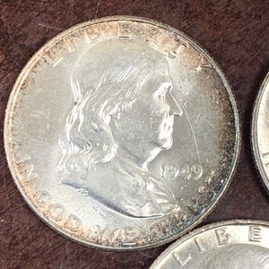 Lot Of (5) Franklin Half Dollar Coi...