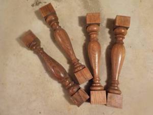 lot 212 image: Table Legs...
