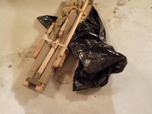lot 211 image: Cot ...