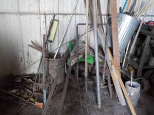 lot 6 image: Misc. Yard Tools- See Photos...