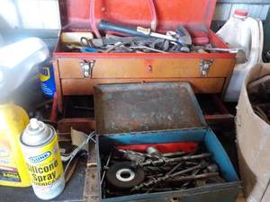 lot 8 image: All Tools & Items on bench...