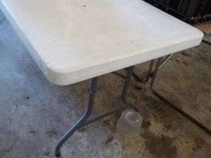 lot 52 image: 6 Collapsible Table...