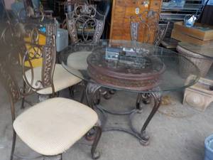 lot 91 image: Patio Set With Glass Table and Chai...