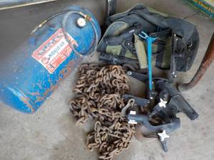lot 102 image: Air Compressor Untested, Chain, a...