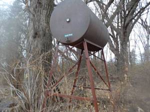 lot 154 image: Fuel Tank (Empty) Buyer Responsibl...