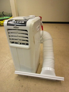 lot 125 image: HAIER PORTABLE AIR CONDITIONER