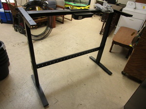 lot 146 image: GEEK DESK FRAME