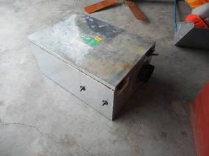 lot 7 image: Used vanEE Ducted Heat Recovery Ventilator (Air Exchanger)