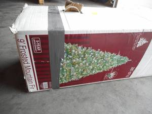 lot 5 image: 9 ft Frosted Mountain Fir Artificial Christmas Tree