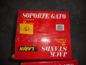 lot 13 image: (4) Larin 2-ton Capacity Jack Stands (2 x 2pk)
