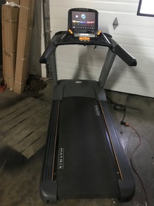 Matrix T7Xe  Commercial Treadmill