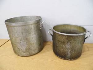 2 Kettles