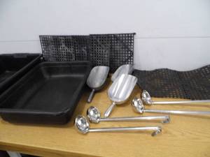 2 Totes - Utensils