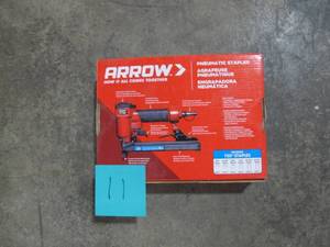 lot 11 image: Arrow Fastener PT50 Pneumatic Staple Gun