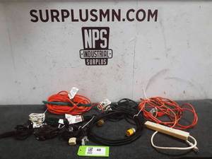 lot 48 image: Lot of Extension Cords