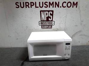lot 70 image: 1000W Criterion Microwave