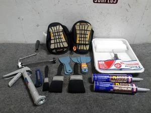 lot 126 image: Knee Pads and Painting Supplies