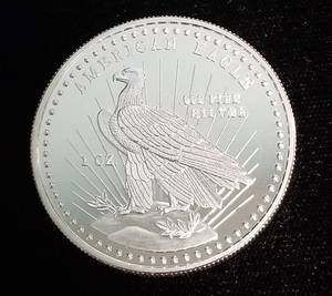 lot 36 image: PRE SILVER EAGLE 1982 1 TROY OZ .999 FINE AMERICAN EAGLE