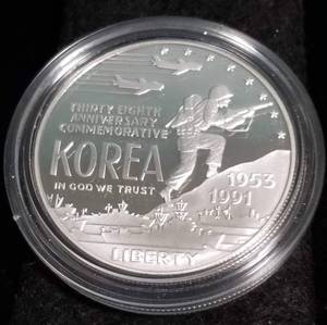 lot 16-A image: 1991 US KOREAN WAR COMMEMORATIVE SILVER DOLLAR IN ORIGINAL PACKAGING