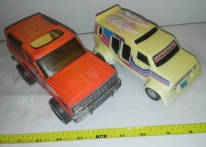 lot 31 image: Nylint Bass Chaser & Lanard friction van.