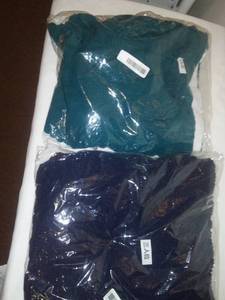 lot 52 image: Couch Cushion Covers (3)
