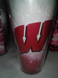 lot 54 image: 9 Thermal Wisconsin Badgers Mugs travel, New