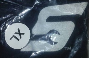 lot 122 image: 3 Snap - on T - shirts,