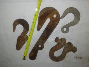 lot 90 image: Vintage Hooks - Metal