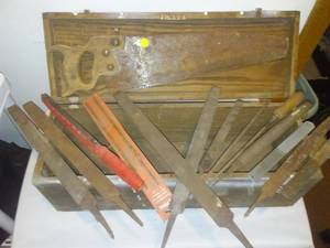lot 98 image: Vintage Wood toolbox 14 files  Saw. STIHL