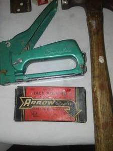 lot 148 image: Painting, wallpaper and other tools