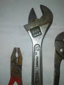 lot 150 image: 8 wrenches, channel lock.