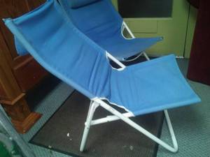 lot 258 image: 3 Lawn Beach Chairs