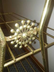 lot 313 image: Vintage Gold Metal 3 tiered shelf