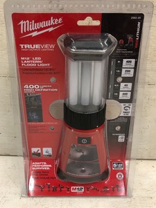 lot 18 image: Milwaukee 2362-20 M12 Cordless Tr...