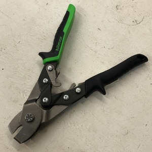 lot 185 image: Hilmor V-Groove, New-Out-Of-The-Box...